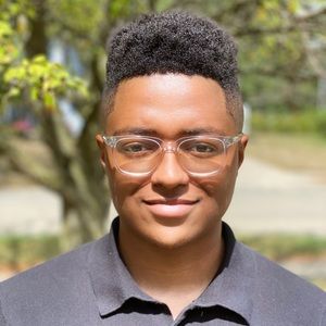 Meet your Posher, Alex